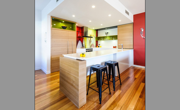 Melbourne kitchen with printed VR Art Glass Splashback